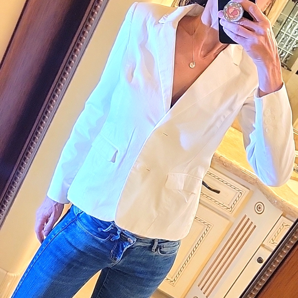 212 Collection White Blazer,  Sz 2 - Picture 2 of 16